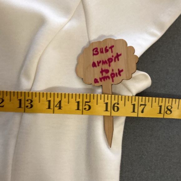 ELLEN TRACY SZ 4 Elegant fully lined Ivory/white Dress with Black beaded accent - Picture 11 of 16